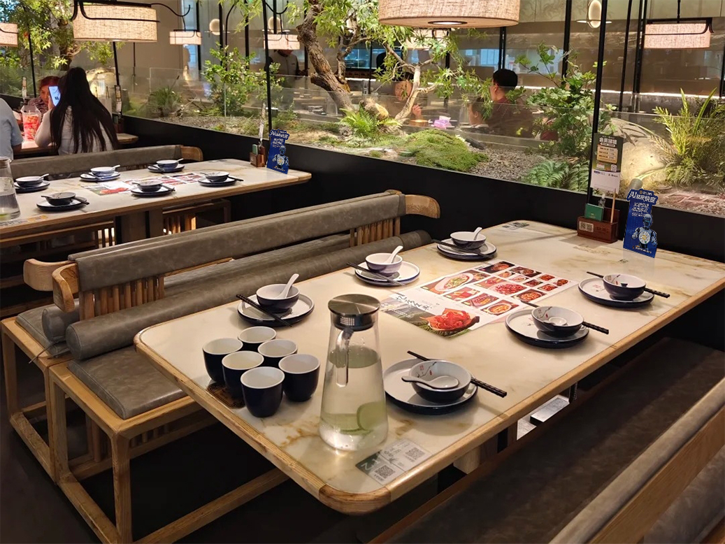 大厂精英与实体经营者的&ldquo;轻创&rdquo;样本